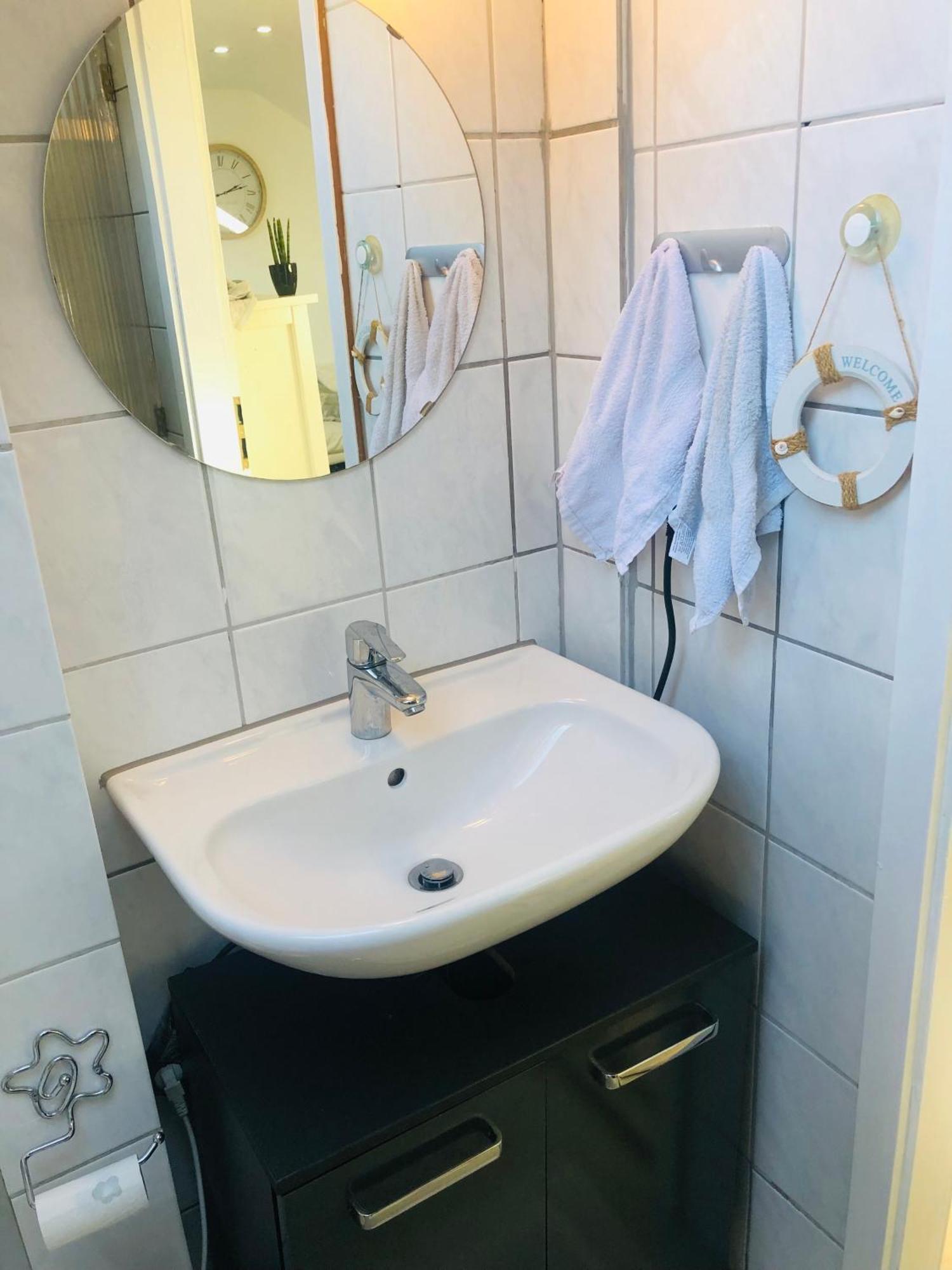 Caleva'S Bnb Pforzheim Buitenkant foto